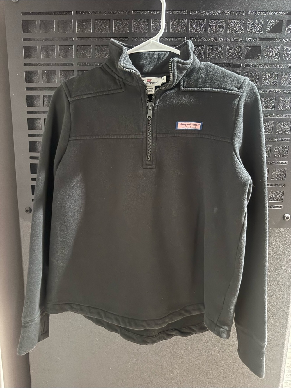 Vineyard Vines - Black Quarter-Zip Sweater Pullover